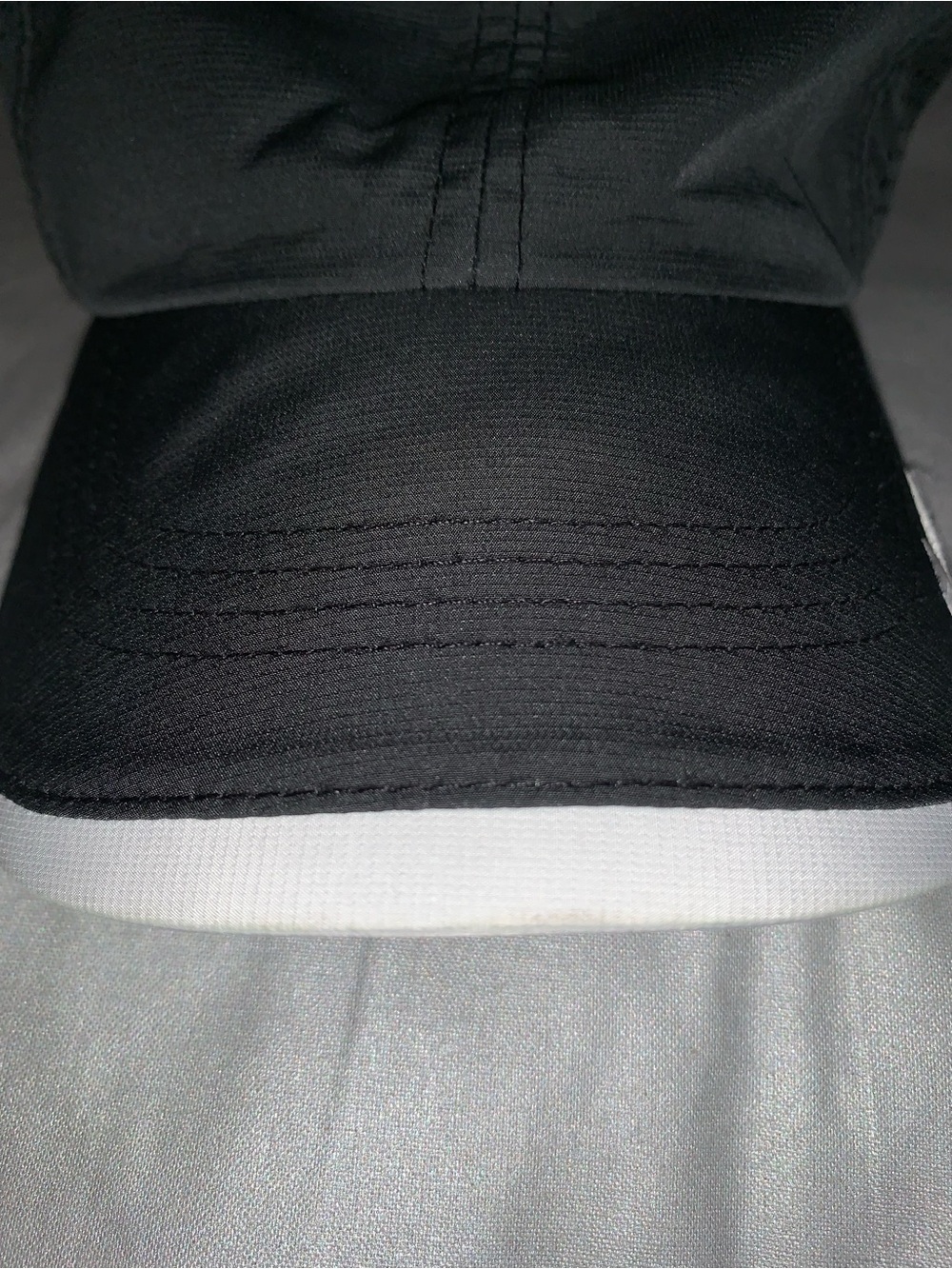 Nike hat - Picture 2 of 10